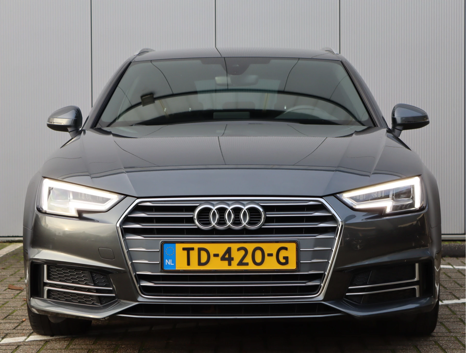 Hoofdafbeelding Audi A4