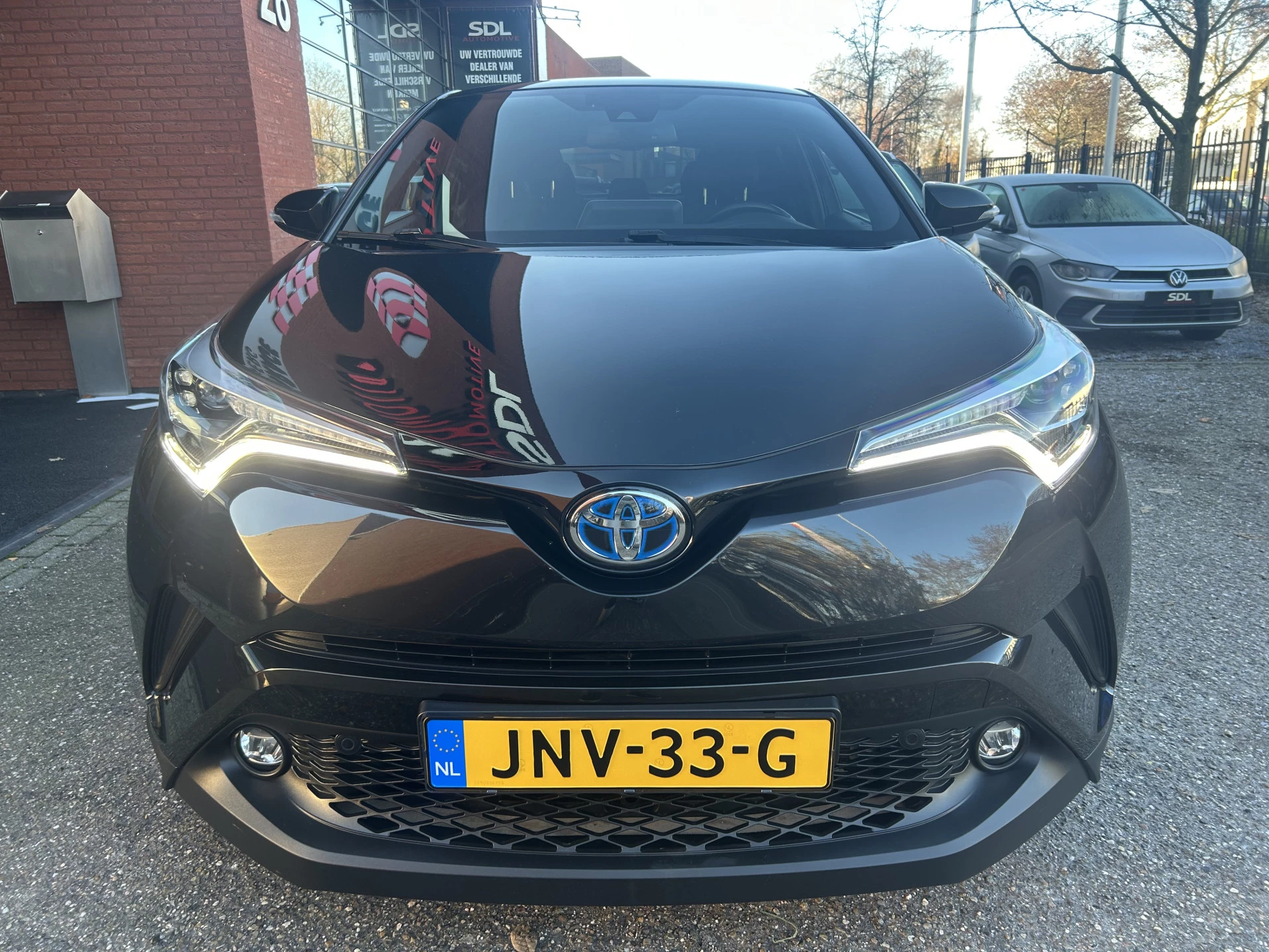 Hoofdafbeelding Toyota C-HR