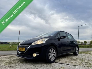 Peugeot 208 1.2 VTi Envy, BJ 2012, Airco, Navi, PDC, Lage km