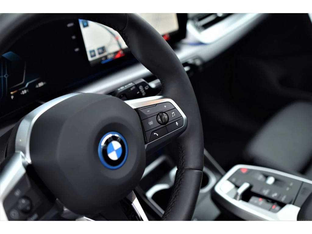 Hoofdafbeelding BMW iX1