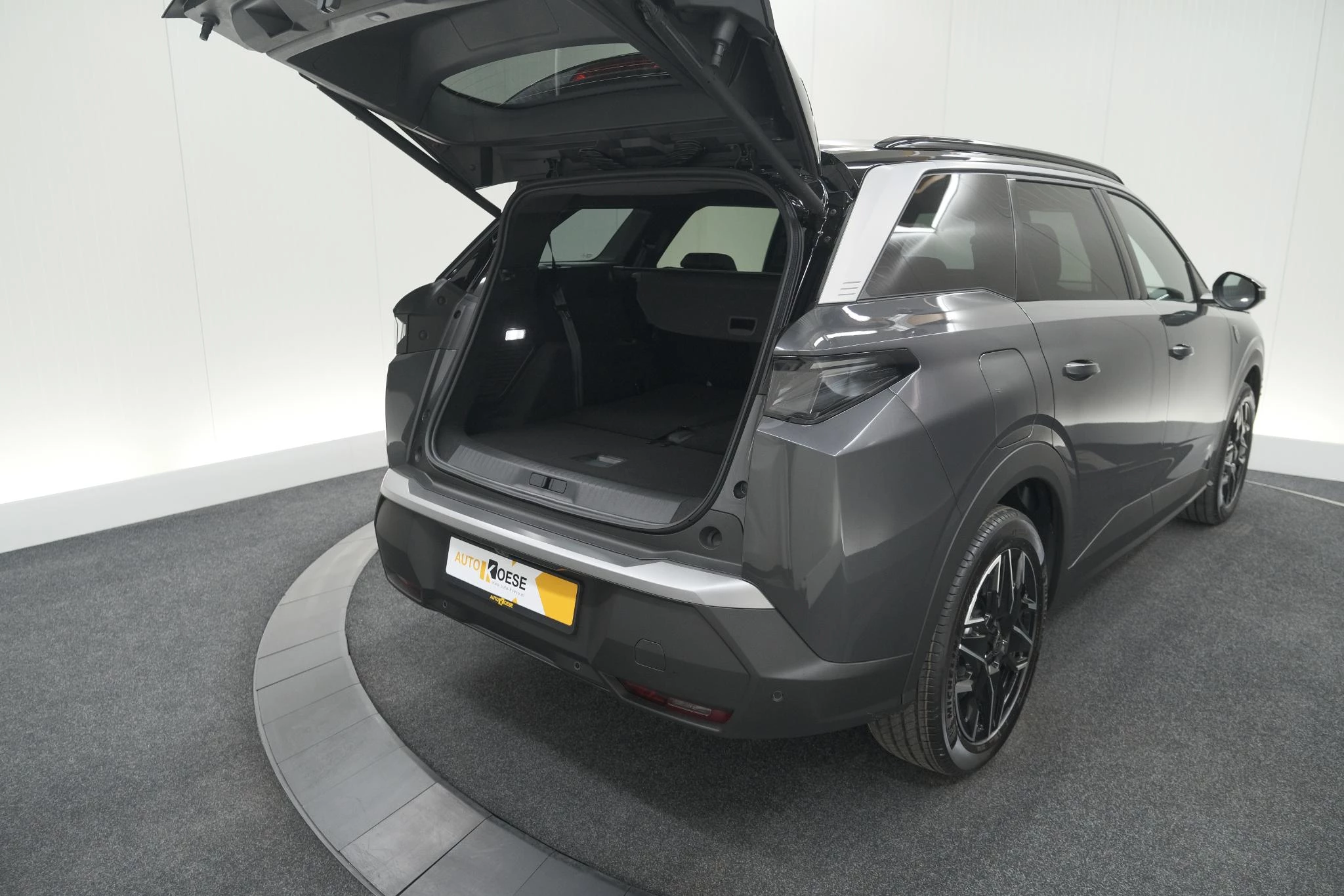 Hoofdafbeelding Peugeot 5008