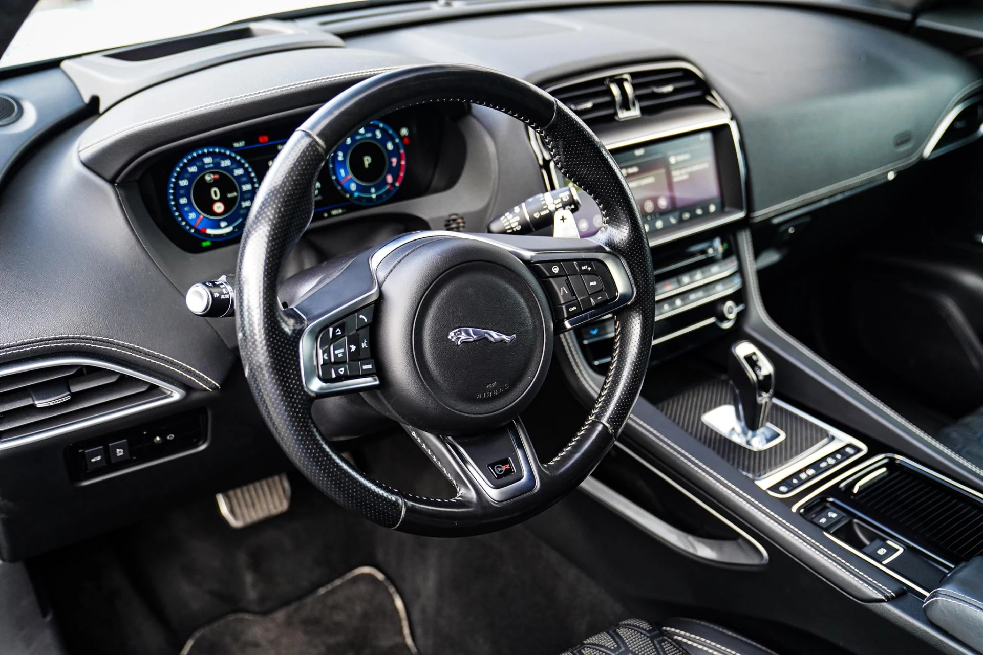 Hoofdafbeelding Jaguar F-PACE