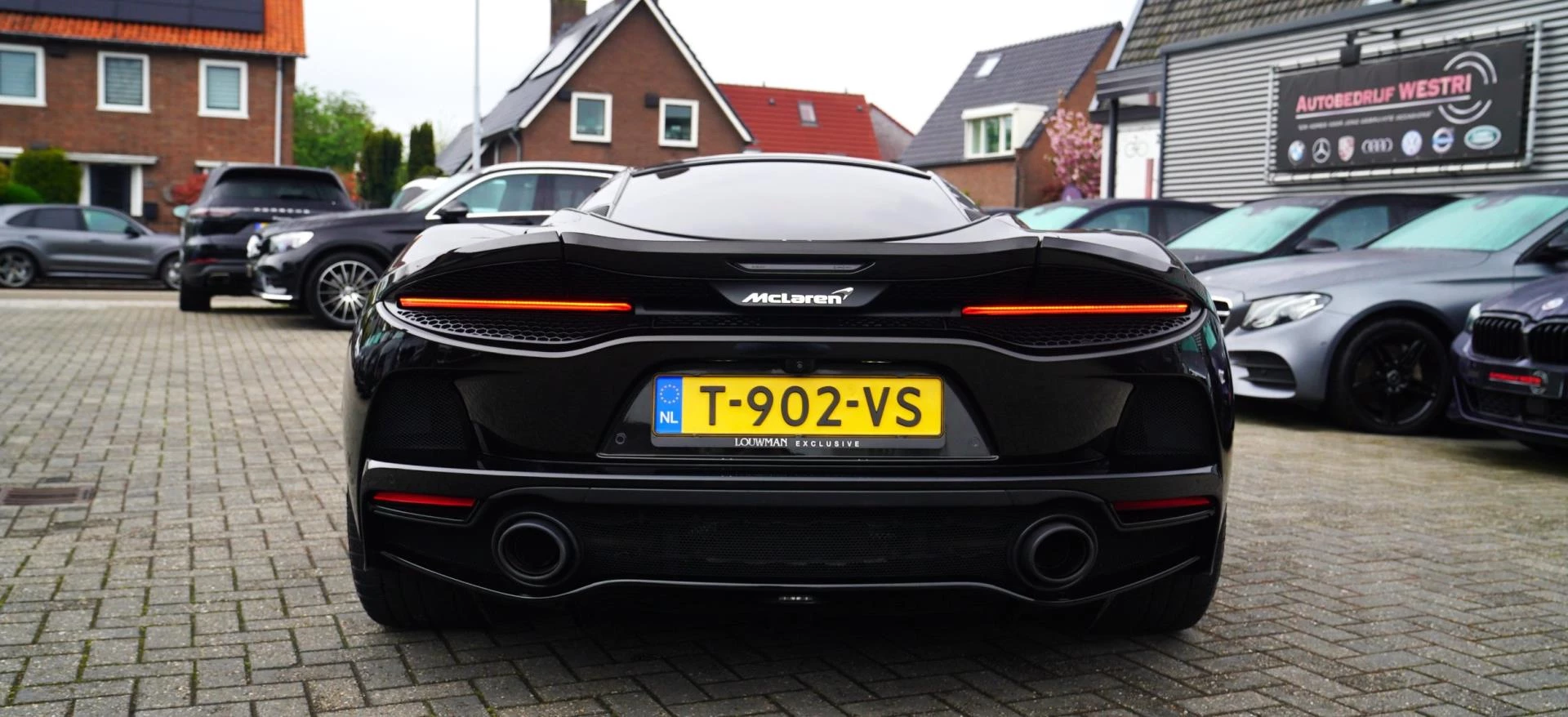 Hoofdafbeelding McLaren GT