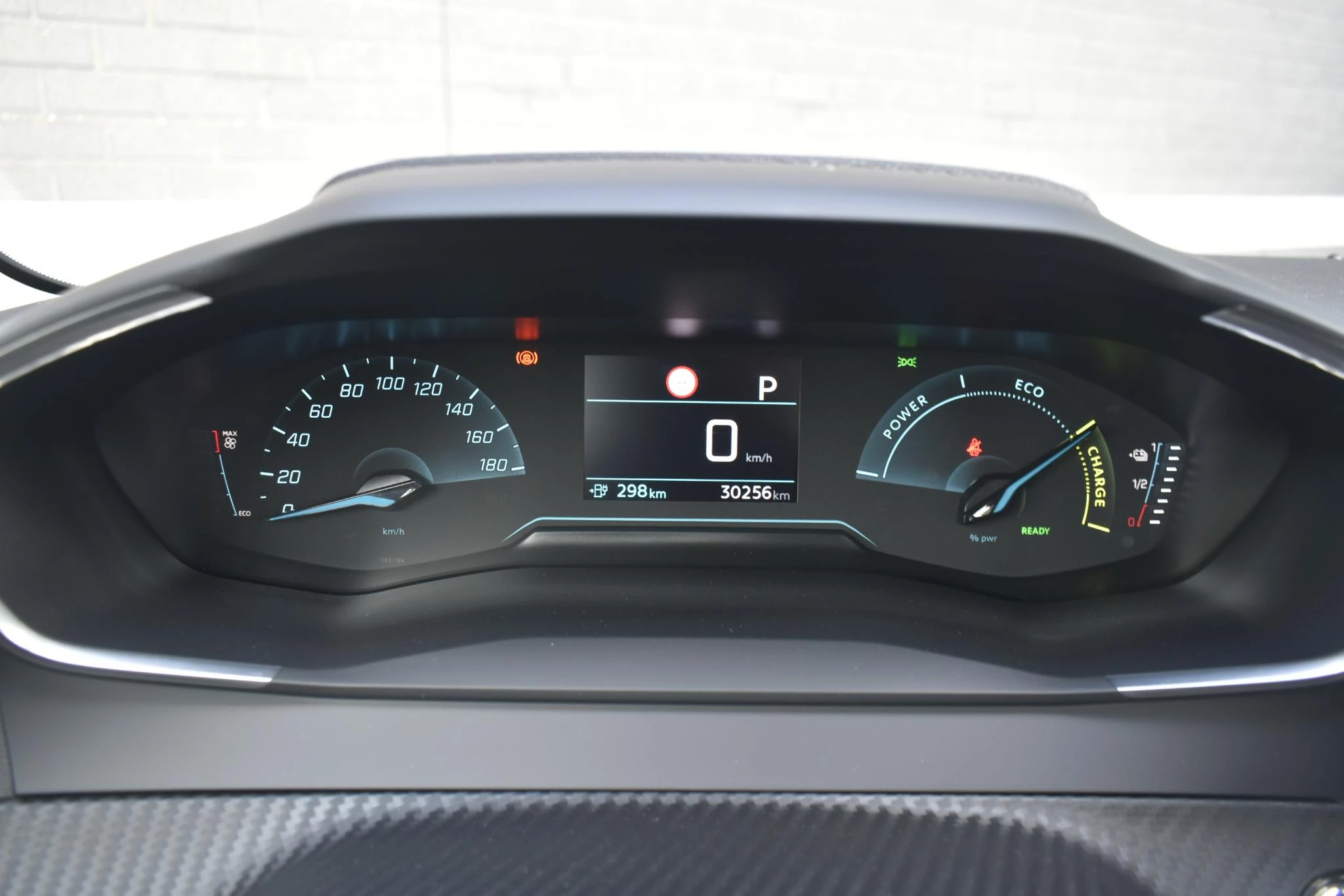 Hoofdafbeelding Peugeot e-208