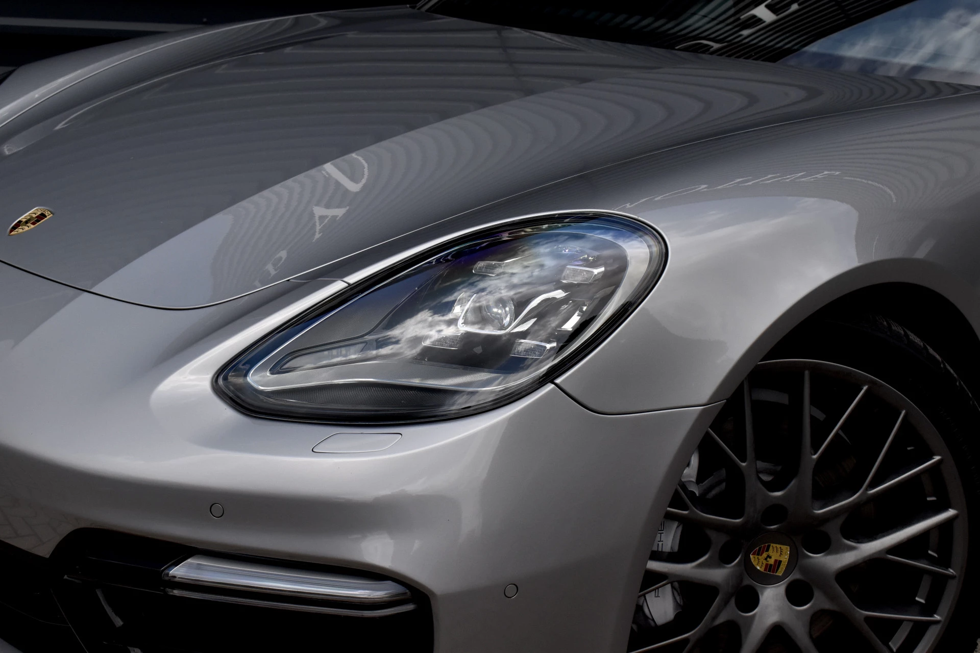 Hoofdafbeelding Porsche Panamera