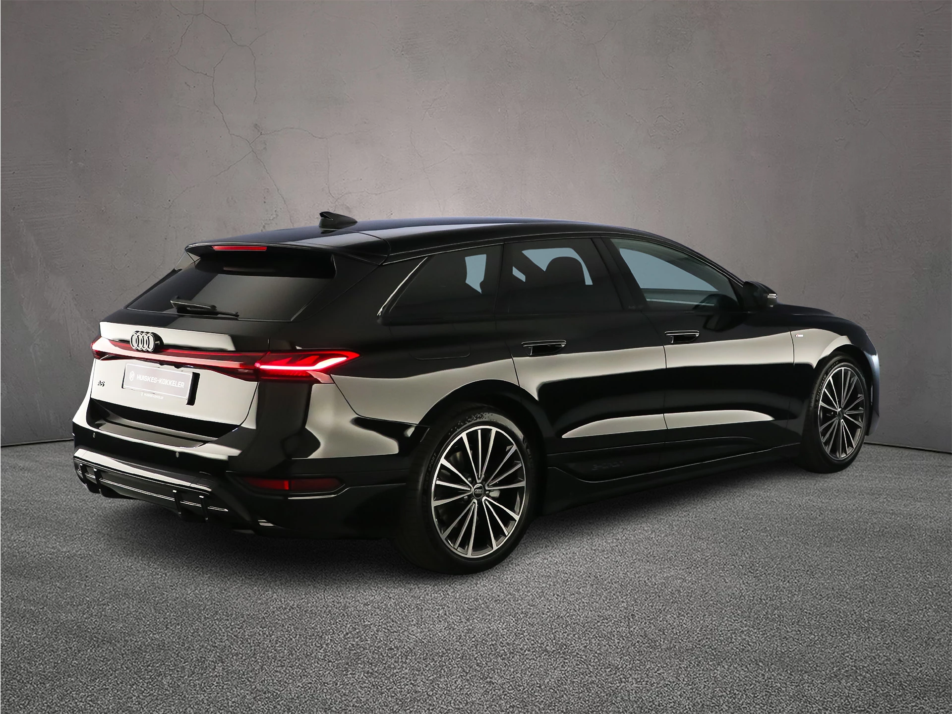 Hoofdafbeelding Audi A6 Avant e-tron