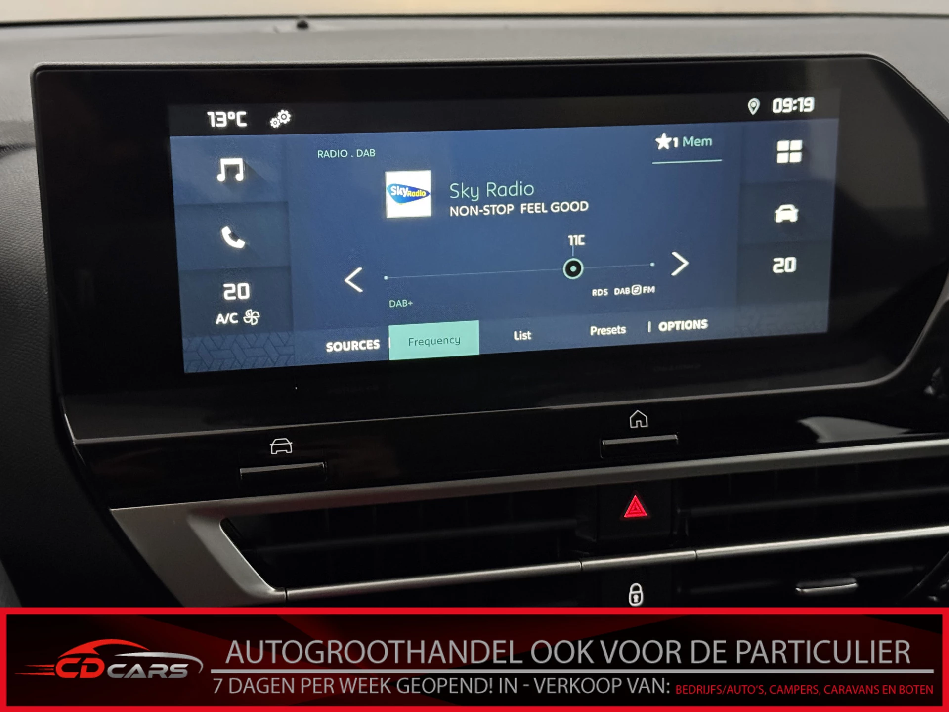 Hoofdafbeelding Citroën ë-C4