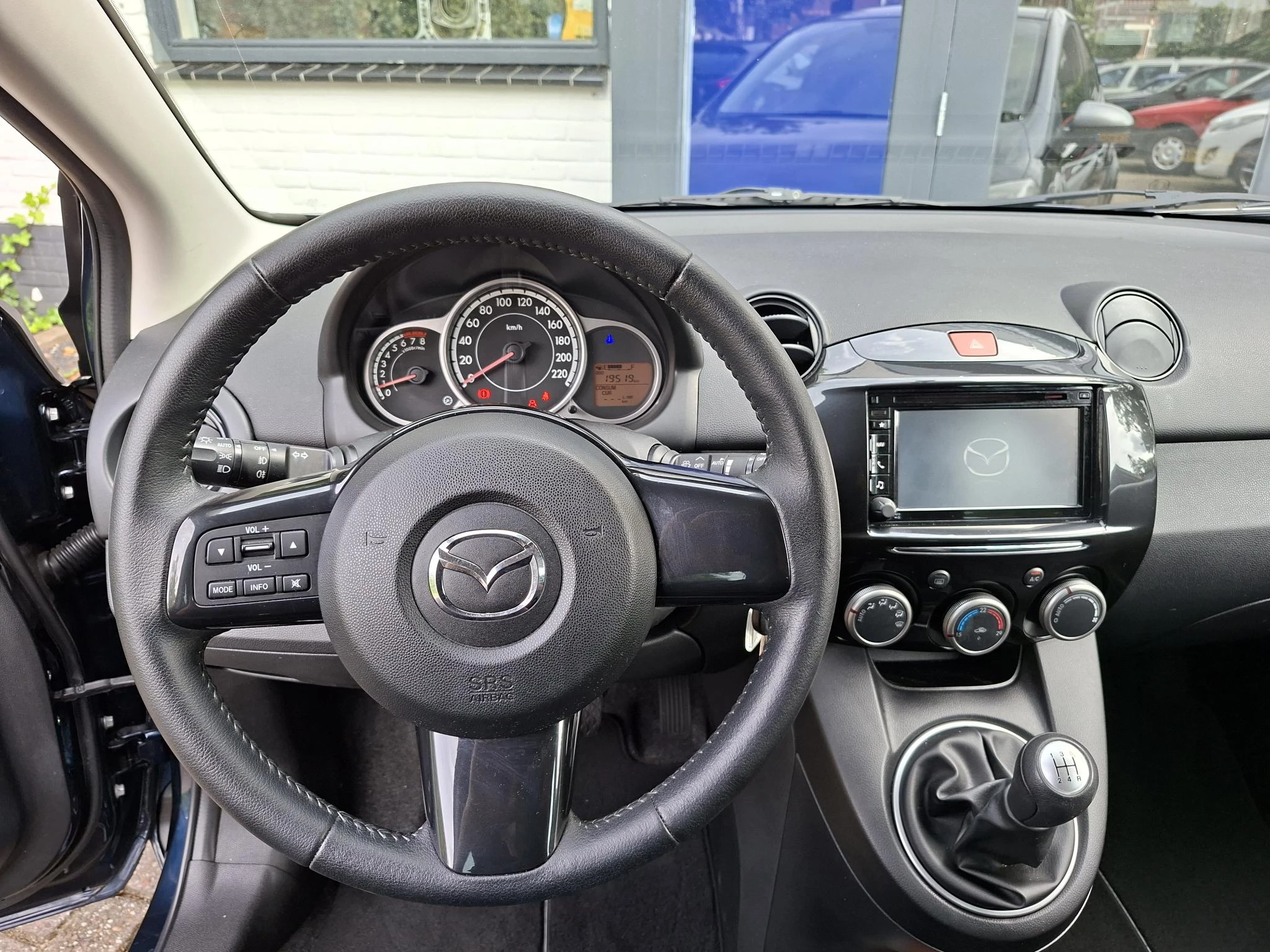 Hoofdafbeelding Mazda 2