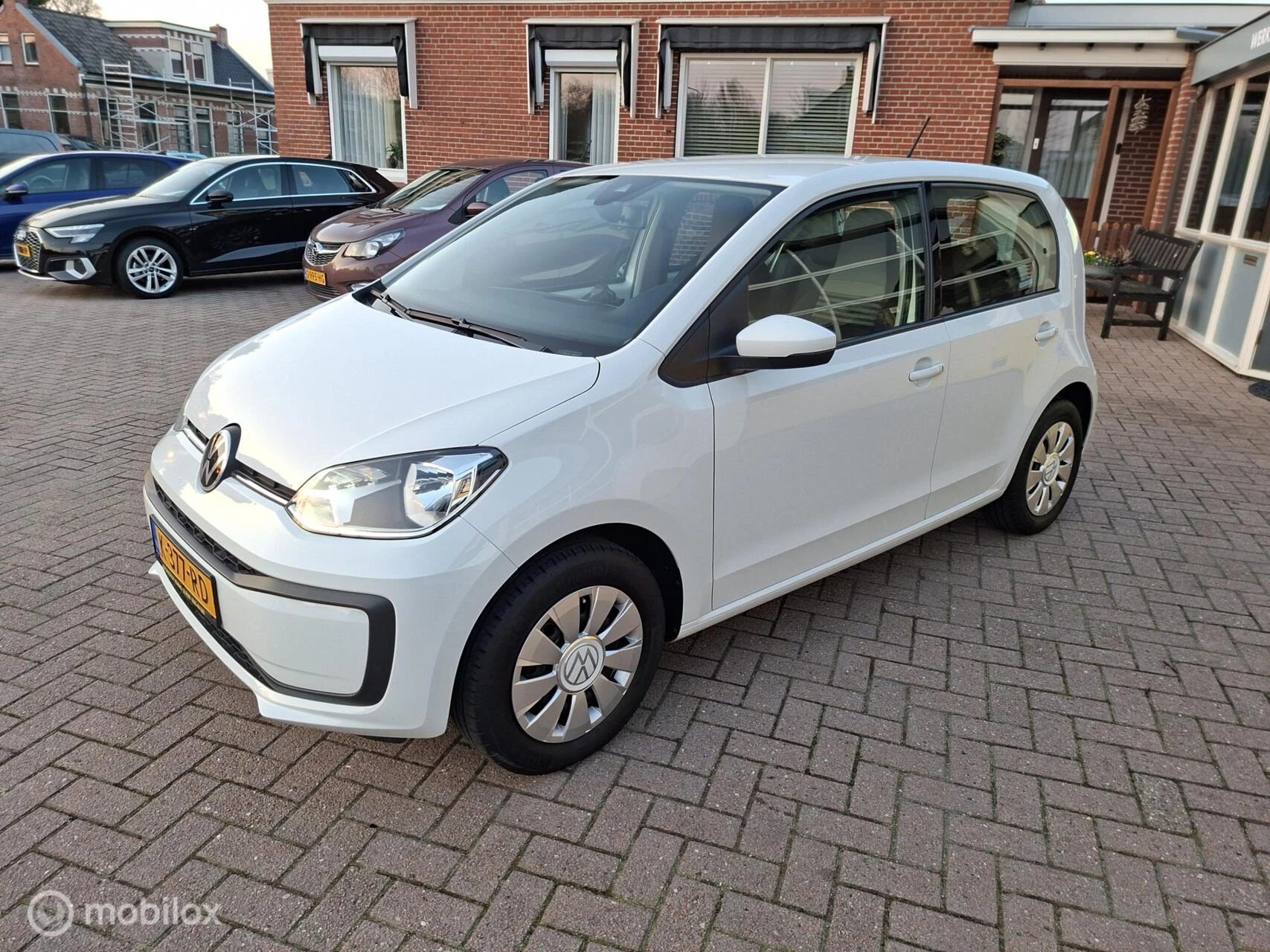 Hoofdafbeelding Volkswagen up!