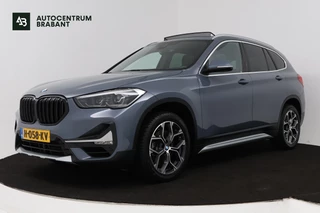 BMW X1 SDrive20i VDL Nedcar Edition (PANORAMADAK, TREKHAAK, SFEERVERLICHTING, CAMERA, STOELVERWARMING, DEALER ONDERHOUDEN)