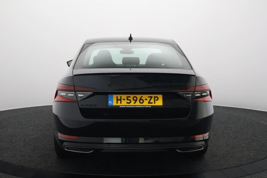 Hoofdafbeelding Škoda Superb