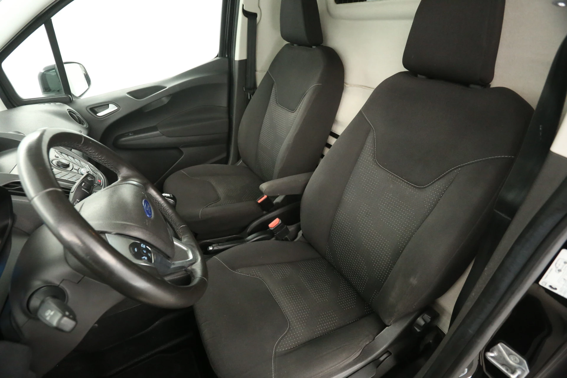 Hoofdafbeelding Ford Transit Courier