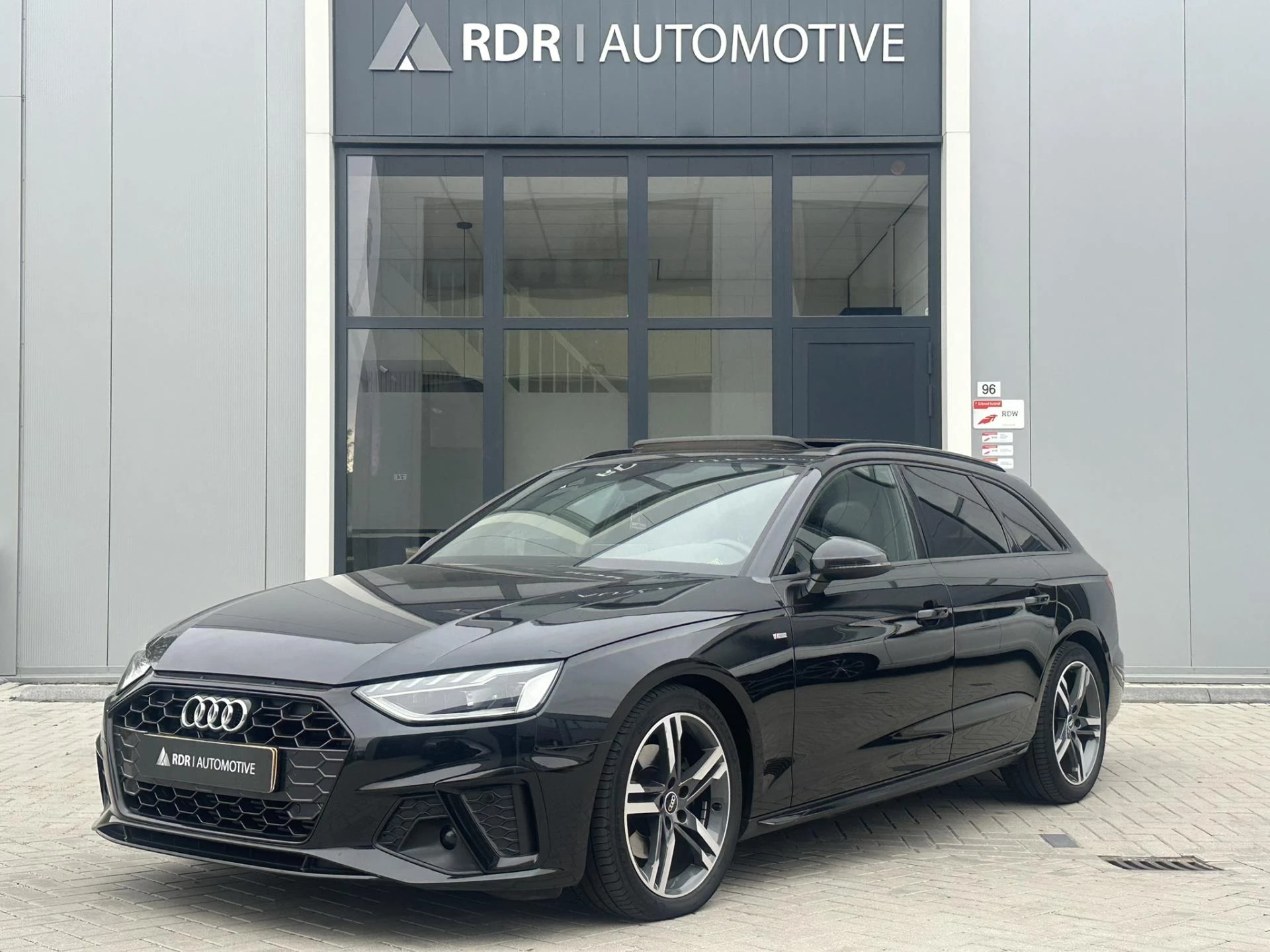 Hoofdafbeelding Audi A4