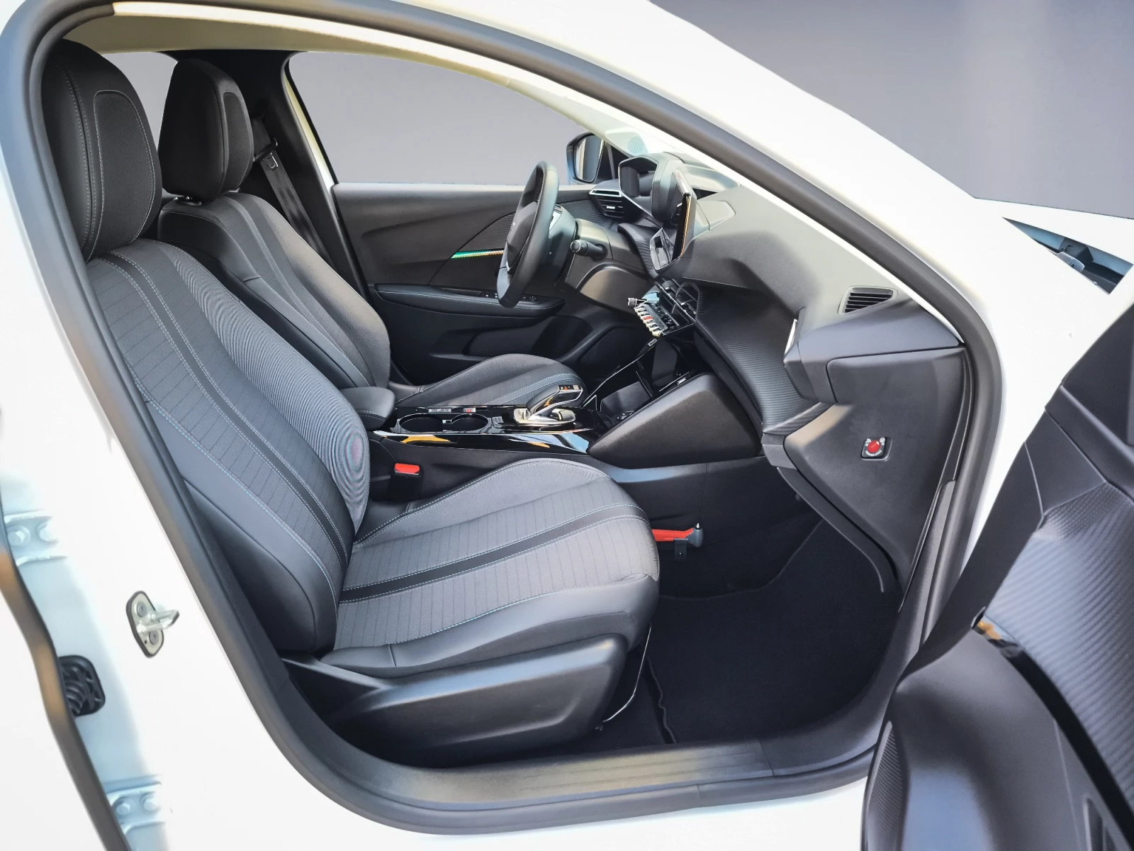 Hoofdafbeelding Peugeot e-208