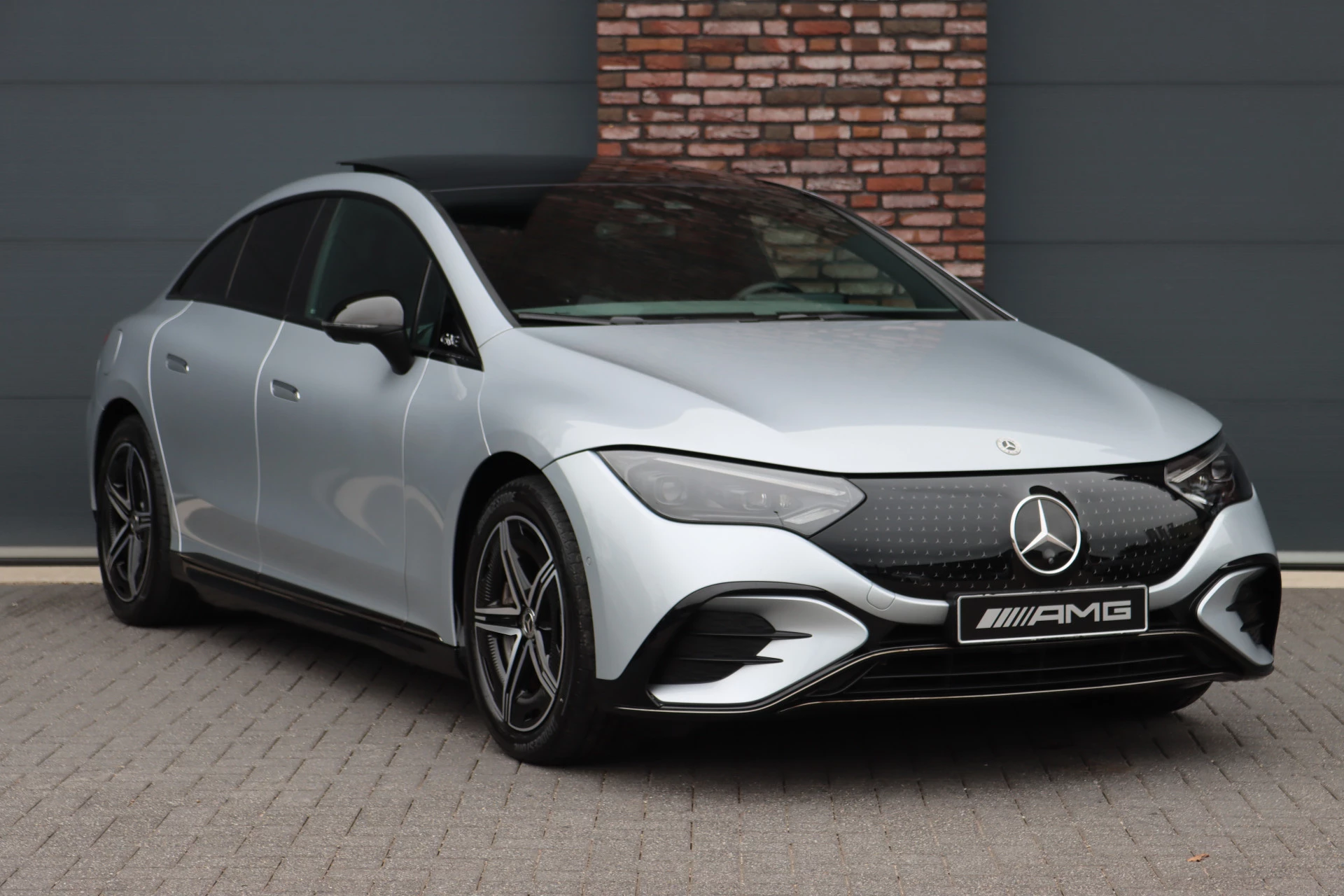 Hoofdafbeelding Mercedes-Benz EQE