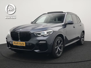 BMW X5 xDrive45e M Sport Plug in Hybrid 394pk PHEV | Trekhaak Af Fabriek | Panodak | Luchtvering | Adaptive Cruise | 360 Camera | M Sportstuur | Sfeerverlichting | Apple Carplay | Lederen Sporstoelen Memory & Verwarmd | Navigatie | DAB |