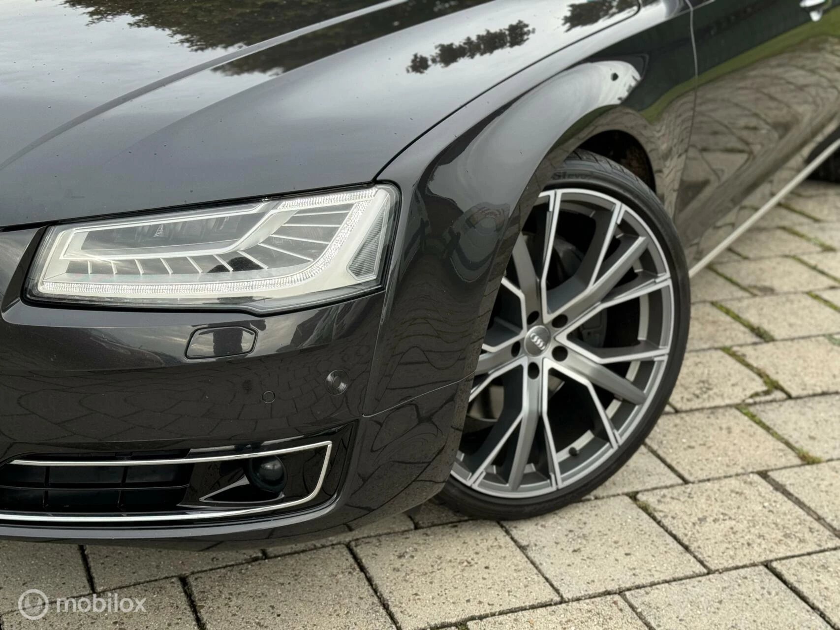 Hoofdafbeelding Audi A8