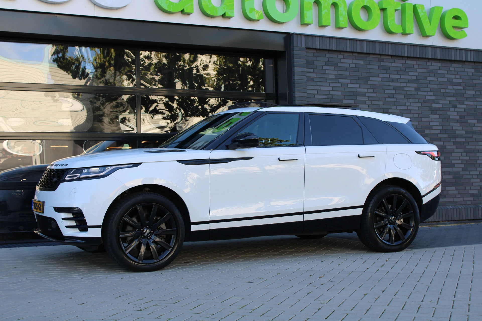 Hoofdafbeelding Land Rover Range Rover Velar
