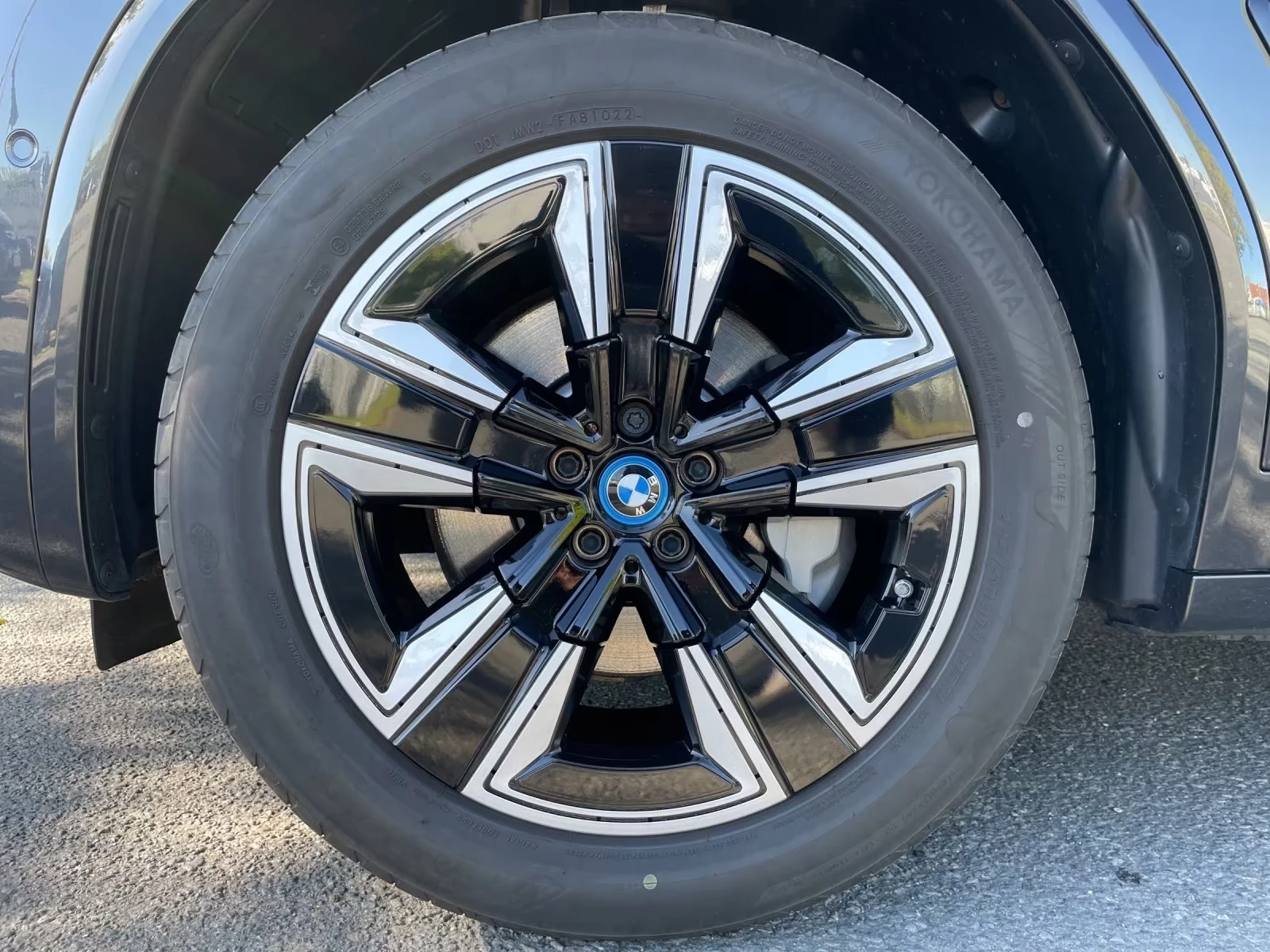 Hoofdafbeelding BMW iX3