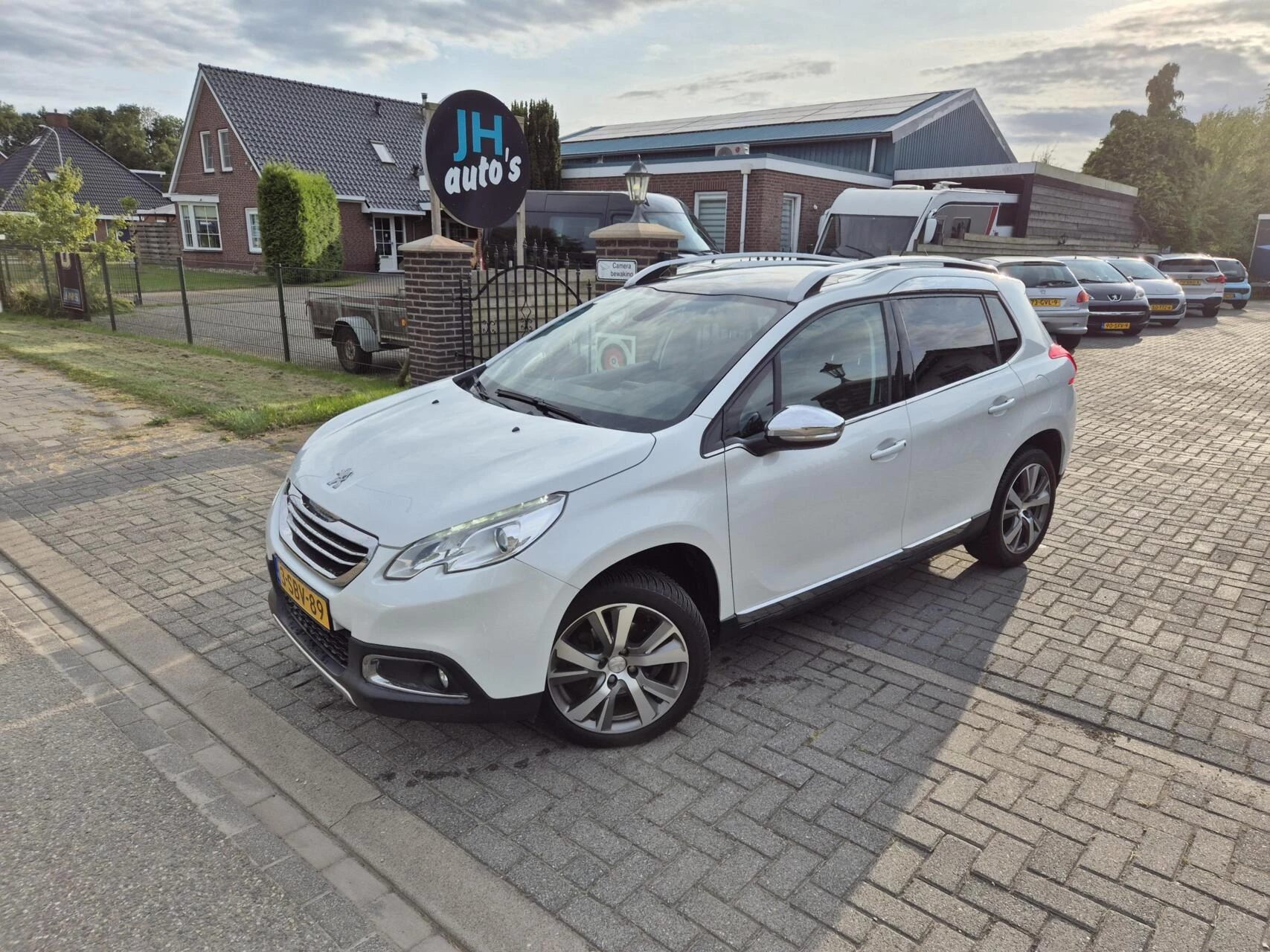 Hoofdafbeelding Peugeot 2008