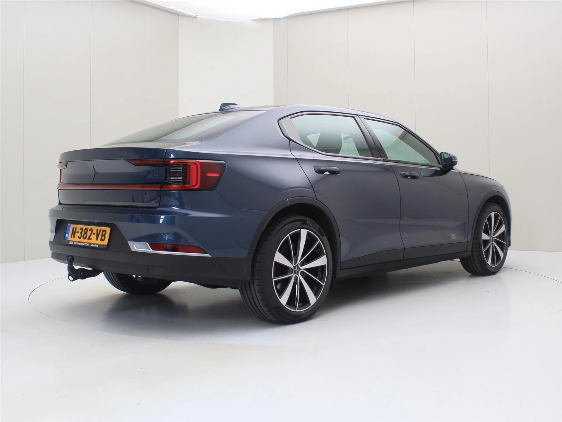 Hoofdafbeelding Polestar 2