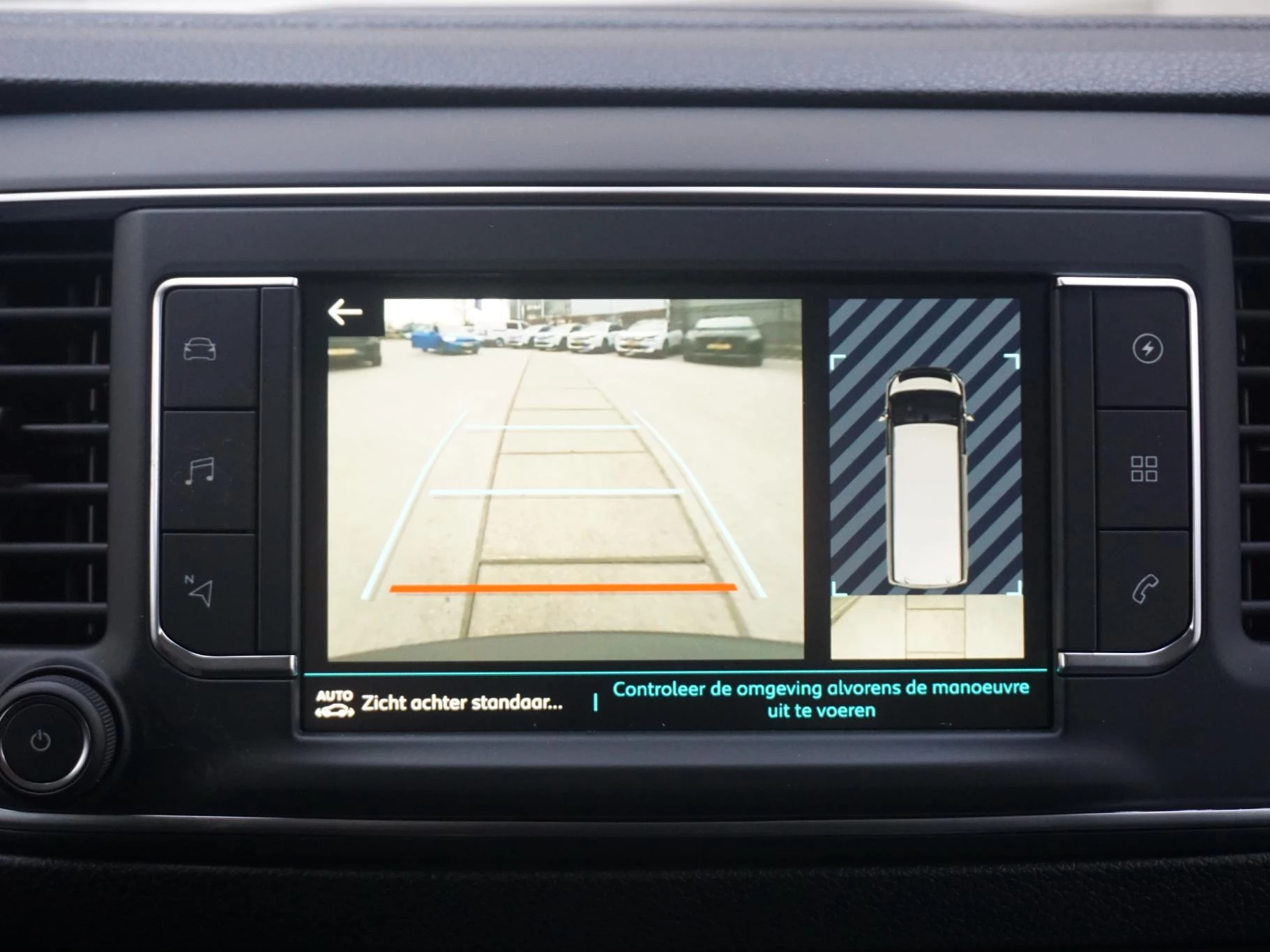 Hoofdafbeelding Peugeot e-Expert