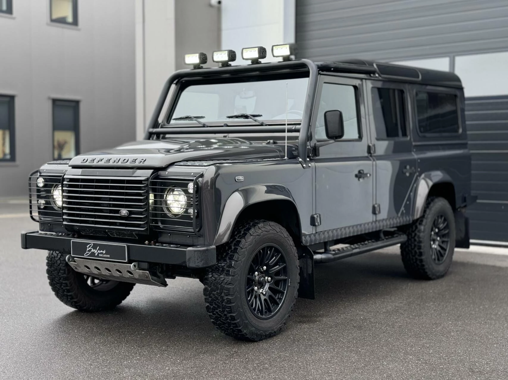 Hoofdafbeelding Land Rover Defender