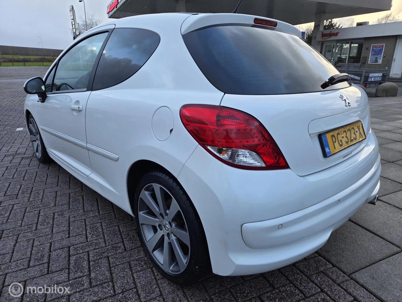 Hoofdafbeelding Peugeot 207