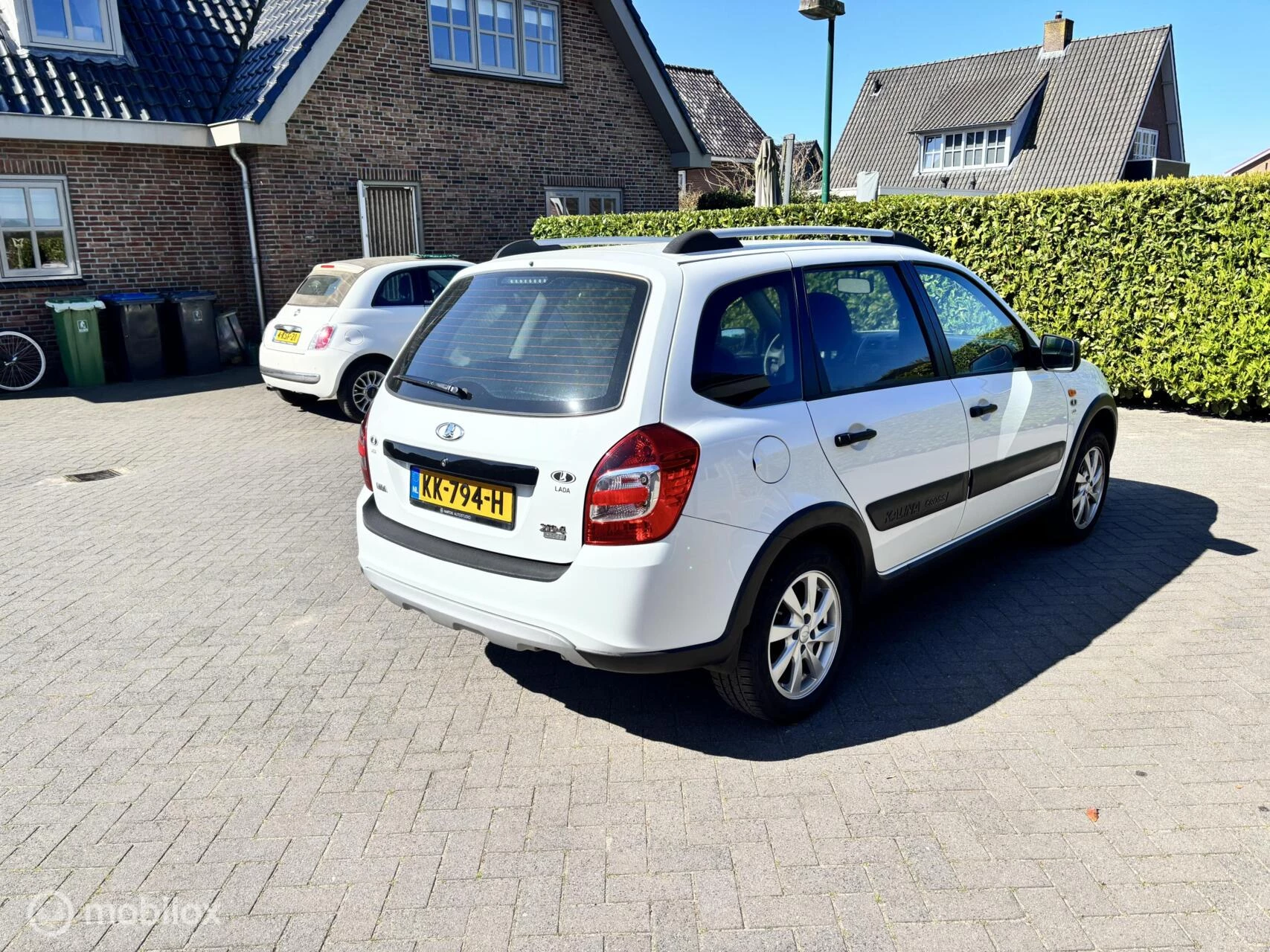 Hoofdafbeelding Lada Kalina