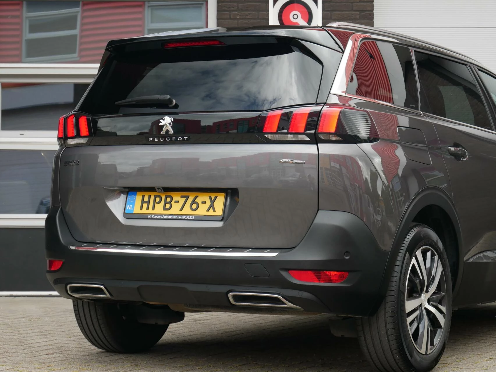 Hoofdafbeelding Peugeot 5008