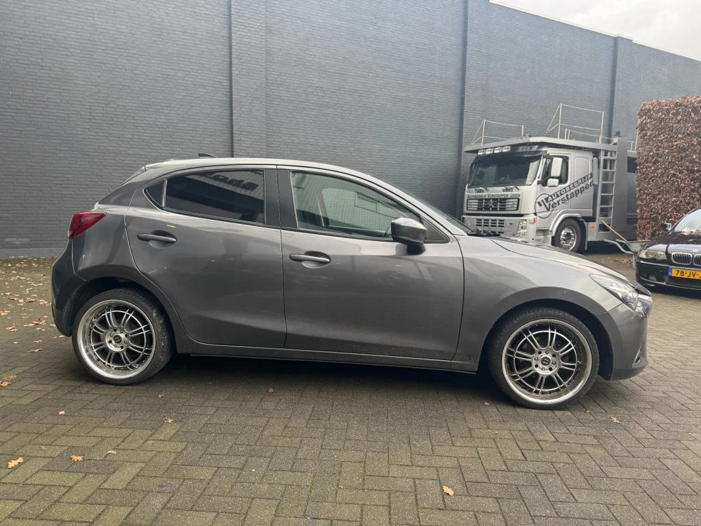 Hoofdafbeelding Mazda 2