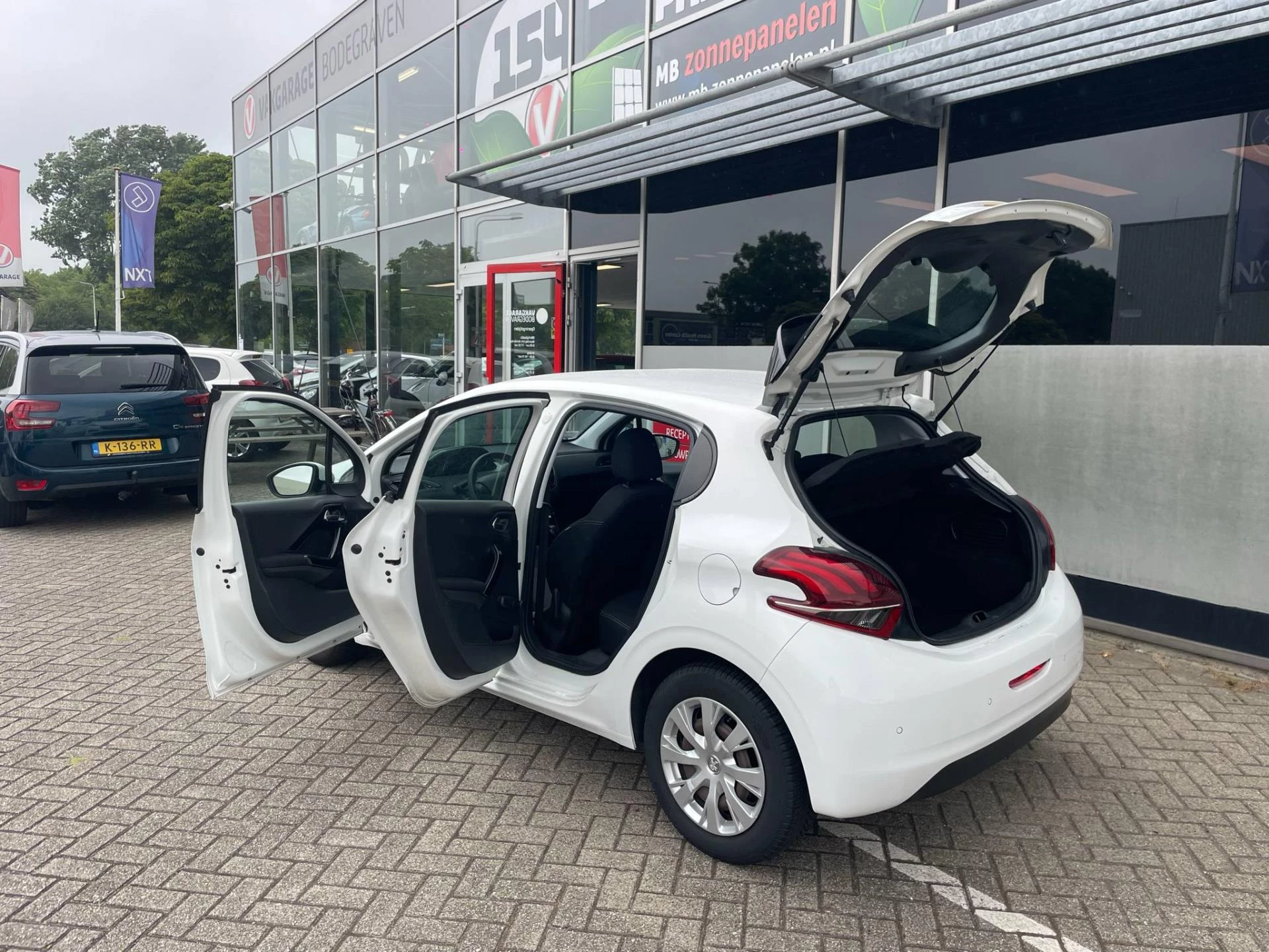 Hoofdafbeelding Peugeot 208