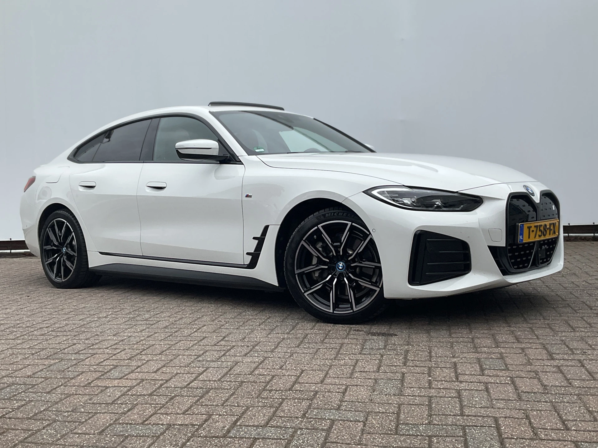Hoofdafbeelding BMW i4