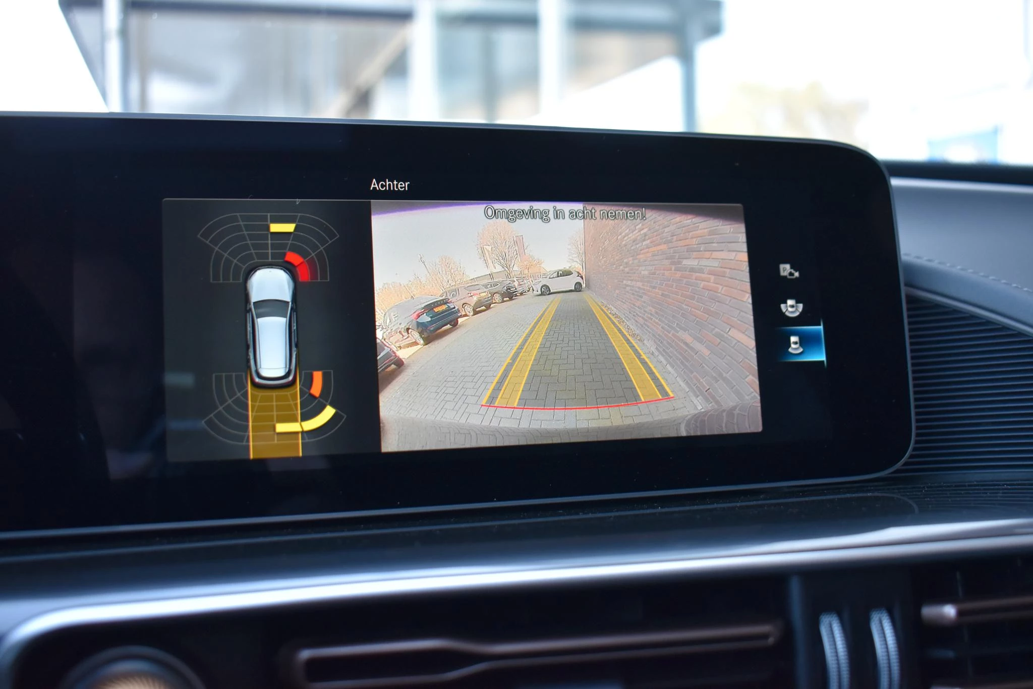 Hoofdafbeelding Mercedes-Benz EQC