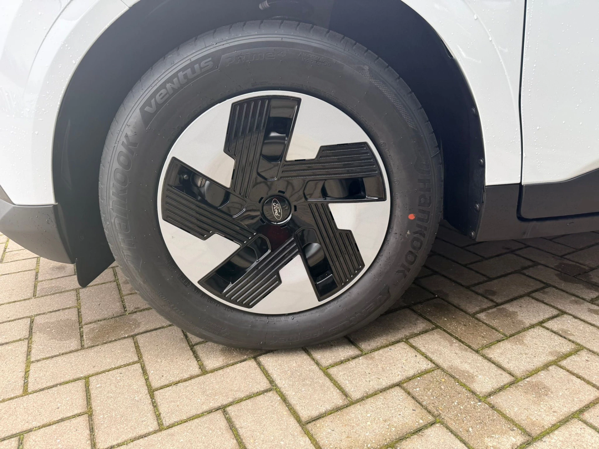 Hoofdafbeelding Ford Transit Courier