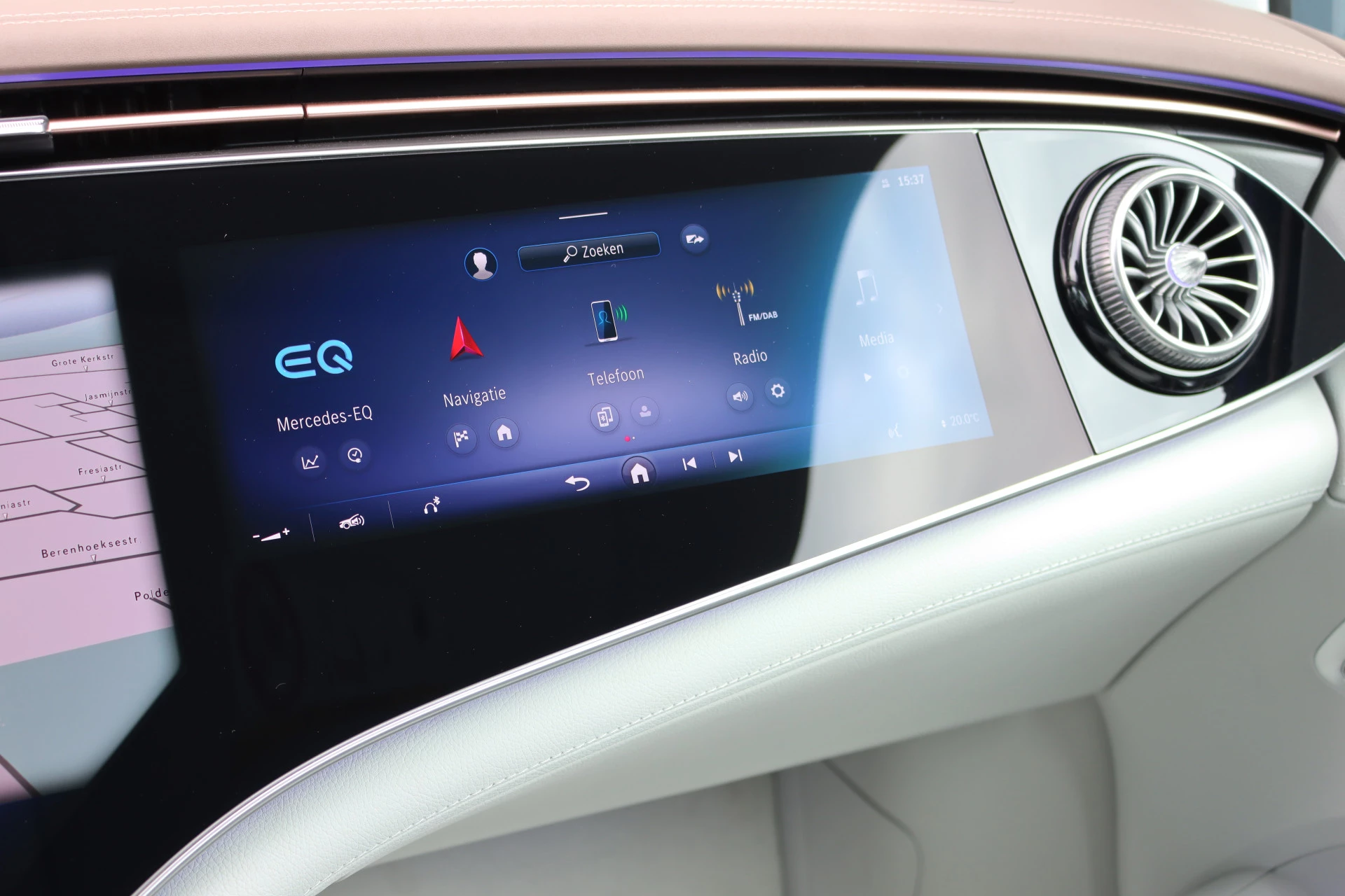 Hoofdafbeelding Mercedes-Benz EQE