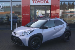 Hoofdafbeelding Toyota Aygo Toyota Aygo X JBL KEYLESS STOELVERW. JBL-AUDIO 18"LMV PARK-SENSOREN APPLE/ANDROID NAVI DRAADLOOS-LADEN-TEL NL-AUTO NIEUW