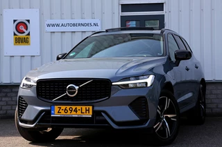 Volvo XC60 2.0 Recharge T8 390PK Plug in AWD R-Design PHEV*Facelift!*Perfect Volvo Onderh.*BTW*Black Pack/Pano/Elek. Trekhaak/Full LED/Stoelverw./Stuurverw./Apple Carplay-Google/Memorie/Camera/Keyless Entry+Go/Elek. Klep/LED/Rijstrook/DAB/Parkeersens.V+A/19 inch LM*