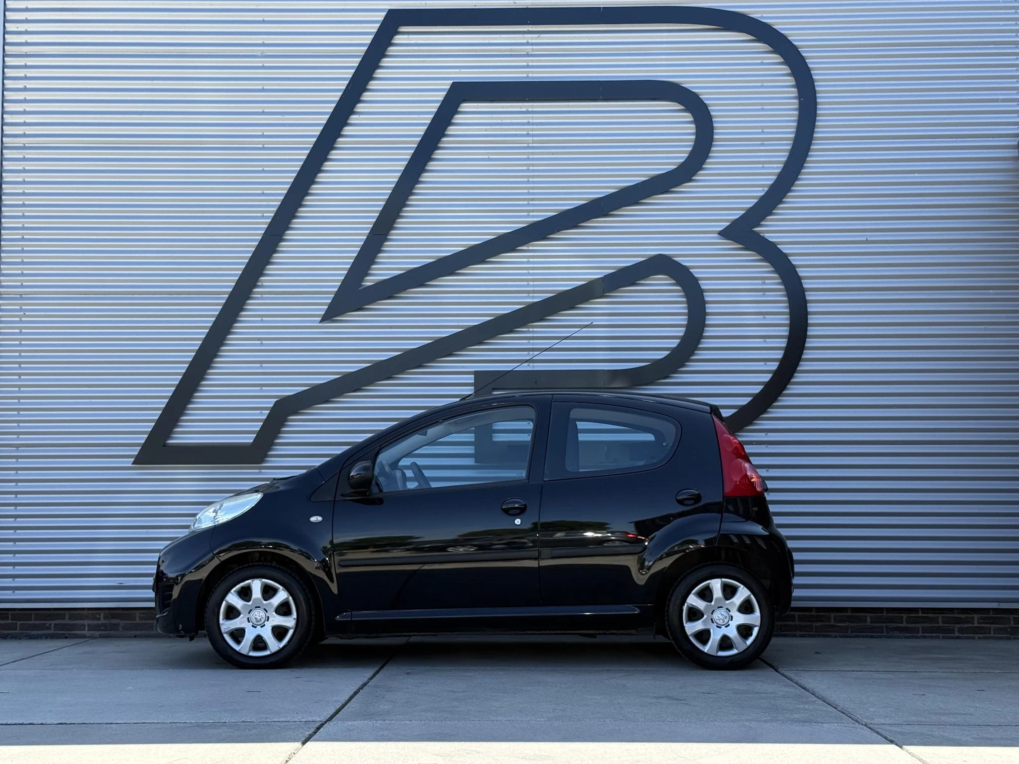 Hoofdafbeelding Peugeot 107
