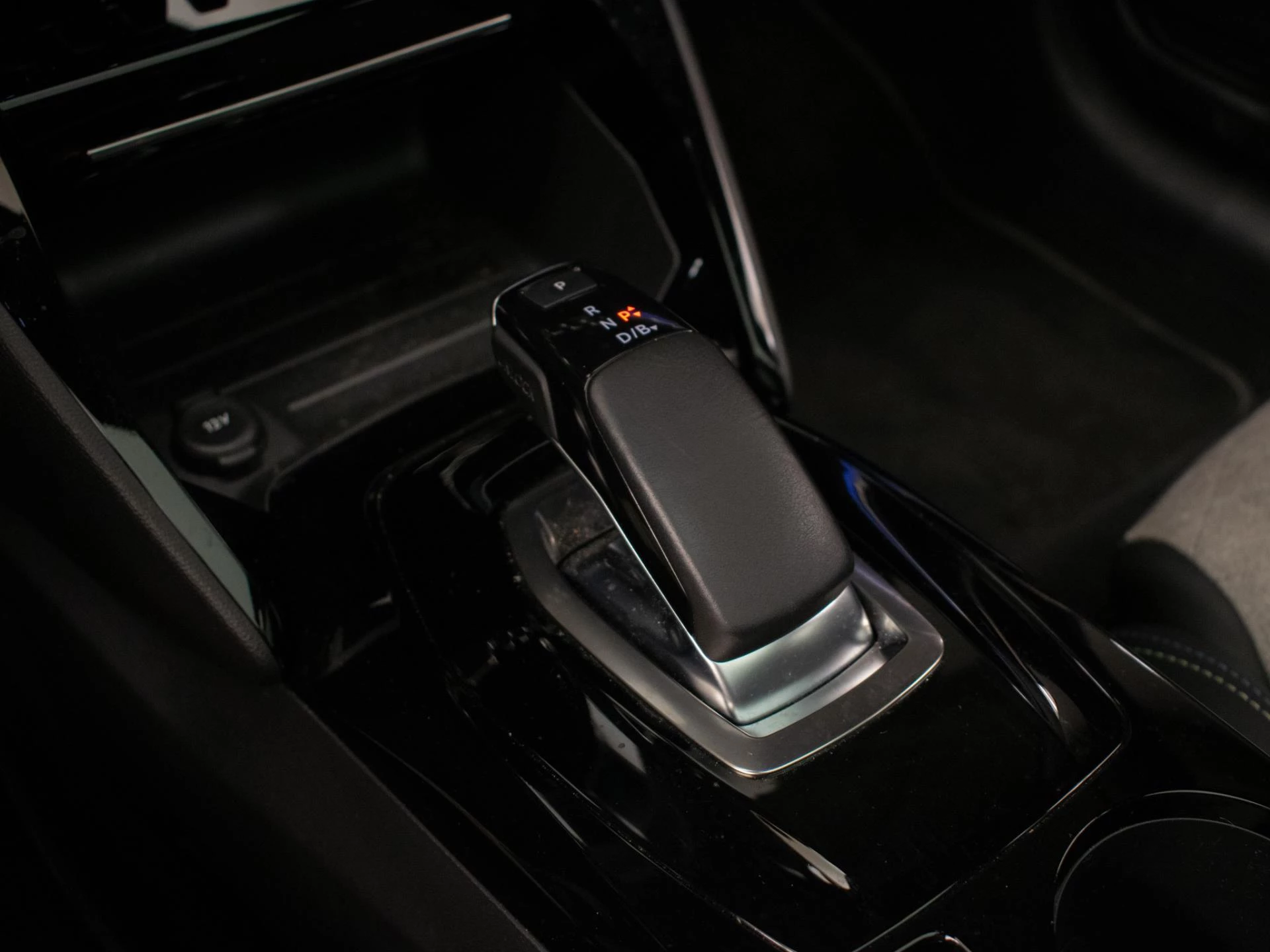 Hoofdafbeelding Peugeot e-208