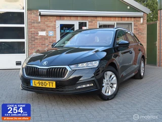 Hoofdafbeelding Škoda Octavia Skoda Octavia Combi 1.5 e-TSI Business Edition|camera|carlpay|el a.klep.