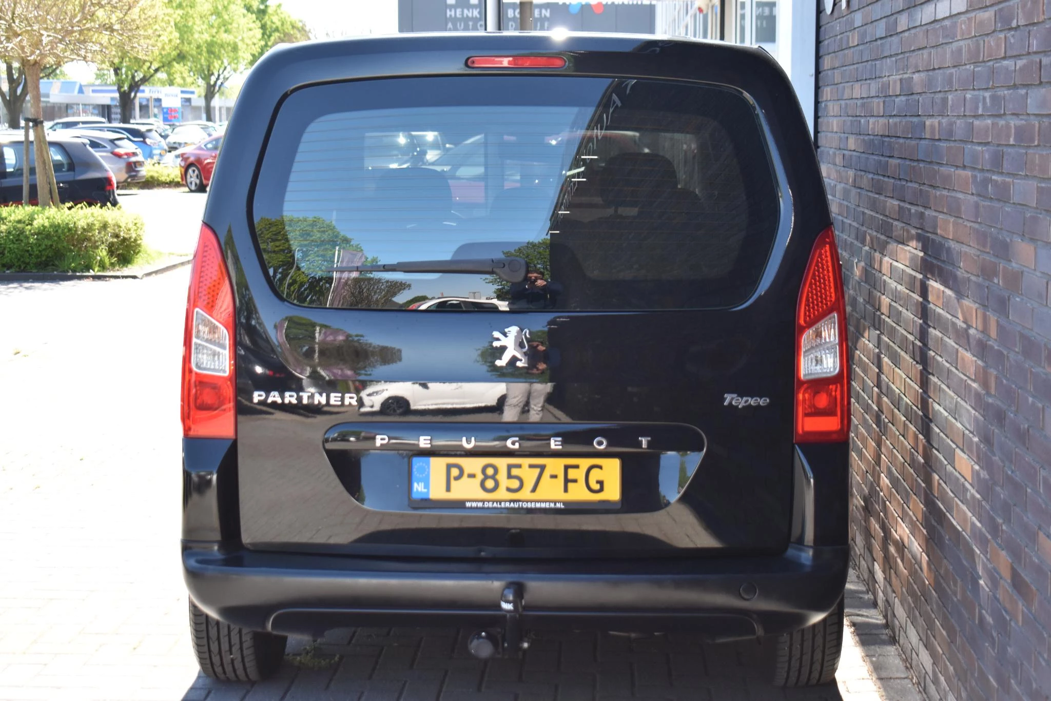 Hoofdafbeelding Peugeot Partner