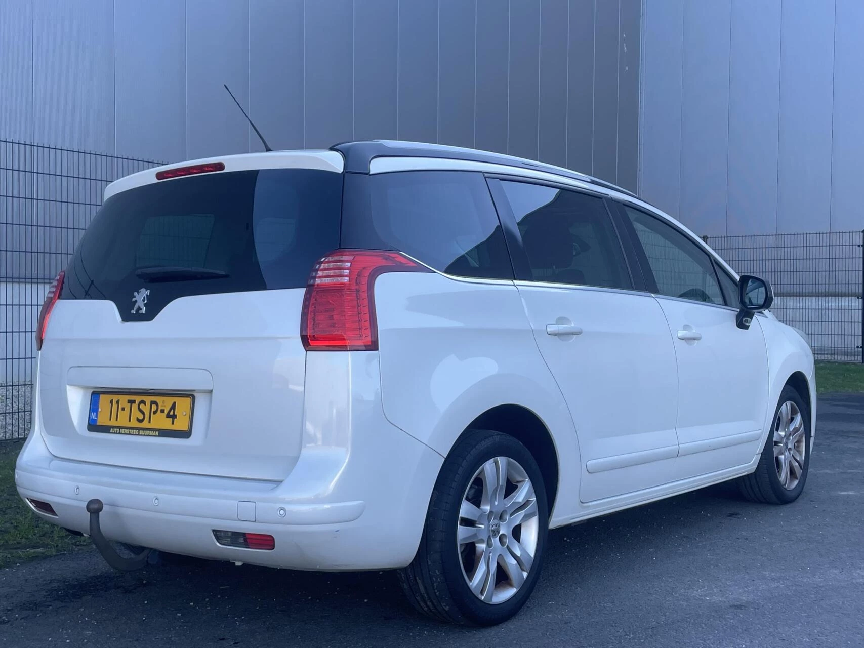 Hoofdafbeelding Peugeot 5008