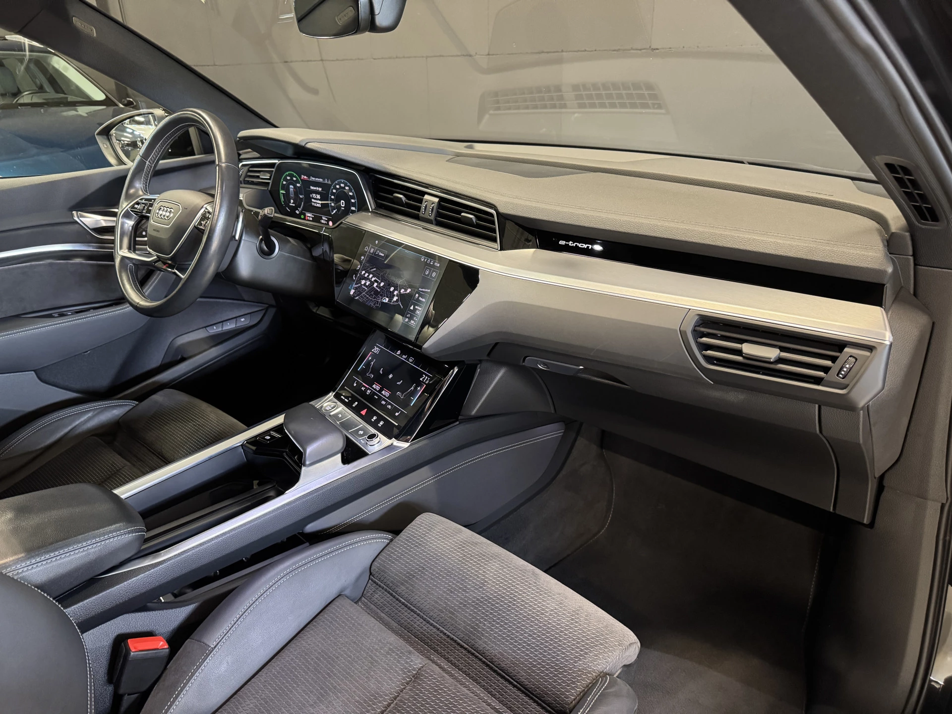 Hoofdafbeelding Audi e-tron