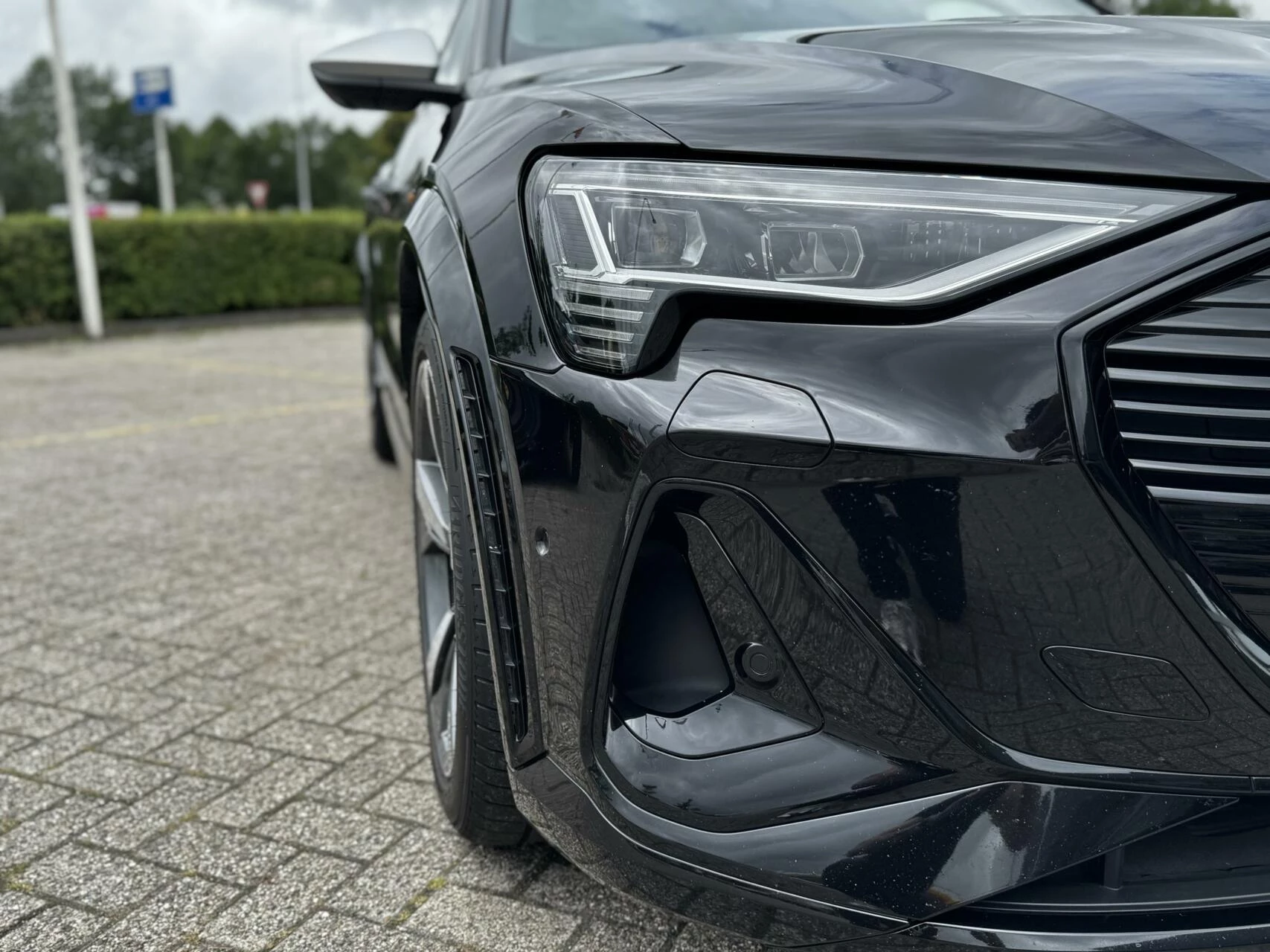 Hoofdafbeelding Audi e-tron