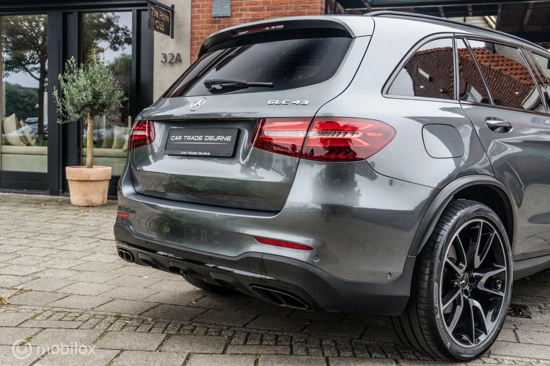 Hoofdafbeelding Mercedes-Benz GLC