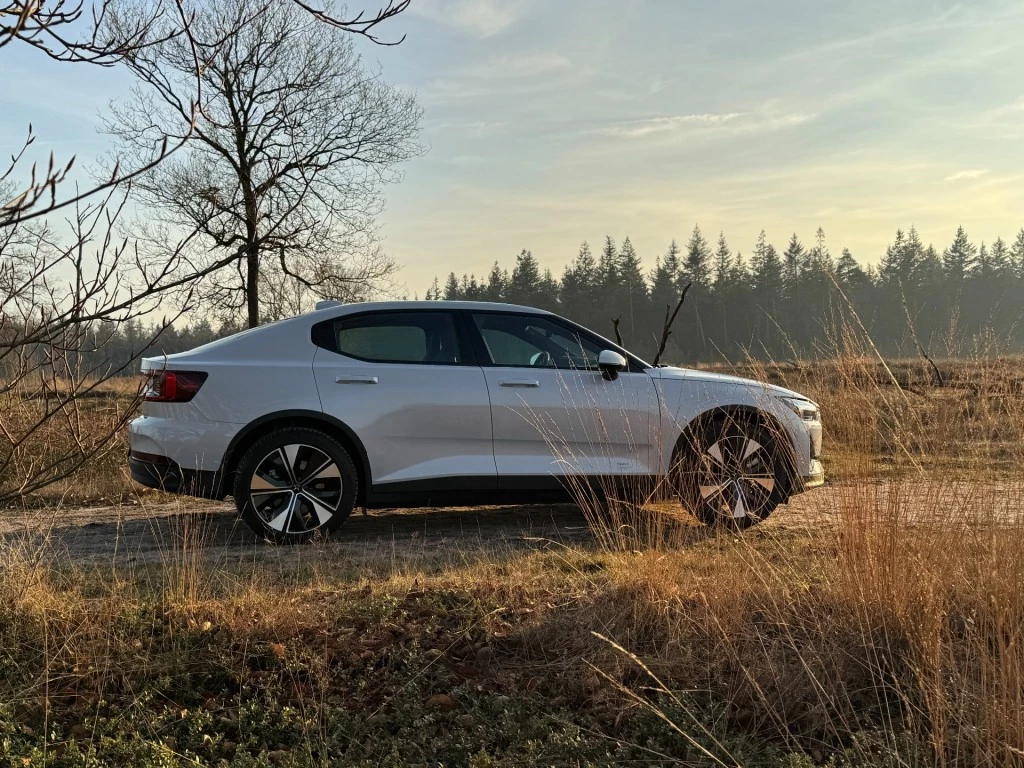 Hoofdafbeelding Polestar 2