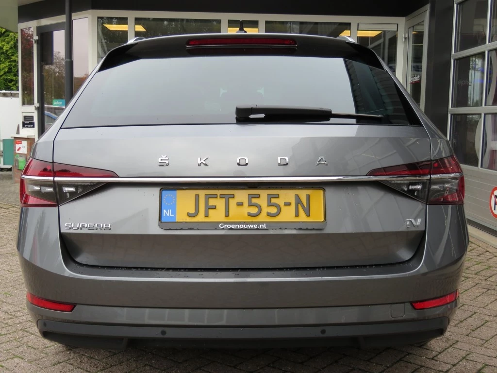 Hoofdafbeelding Škoda Superb