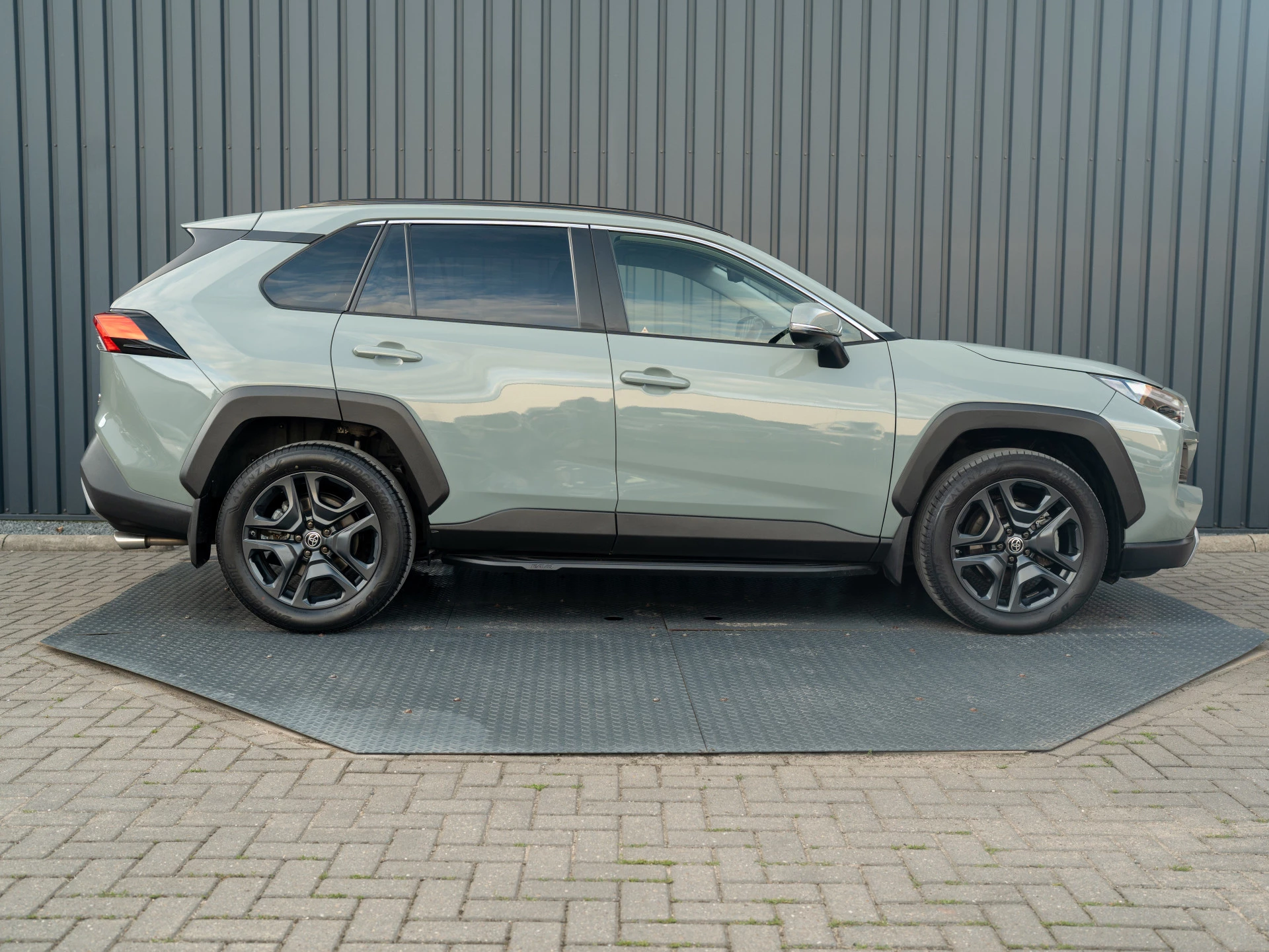 Hoofdafbeelding Toyota RAV4