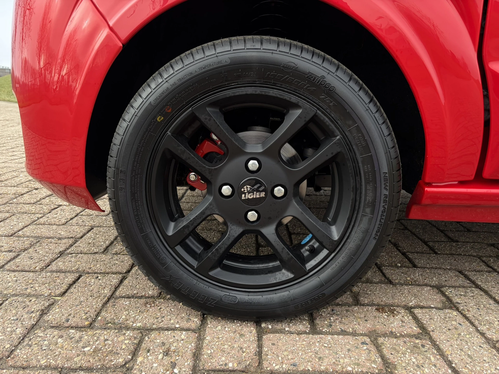 Hoofdafbeelding Ligier Myli
